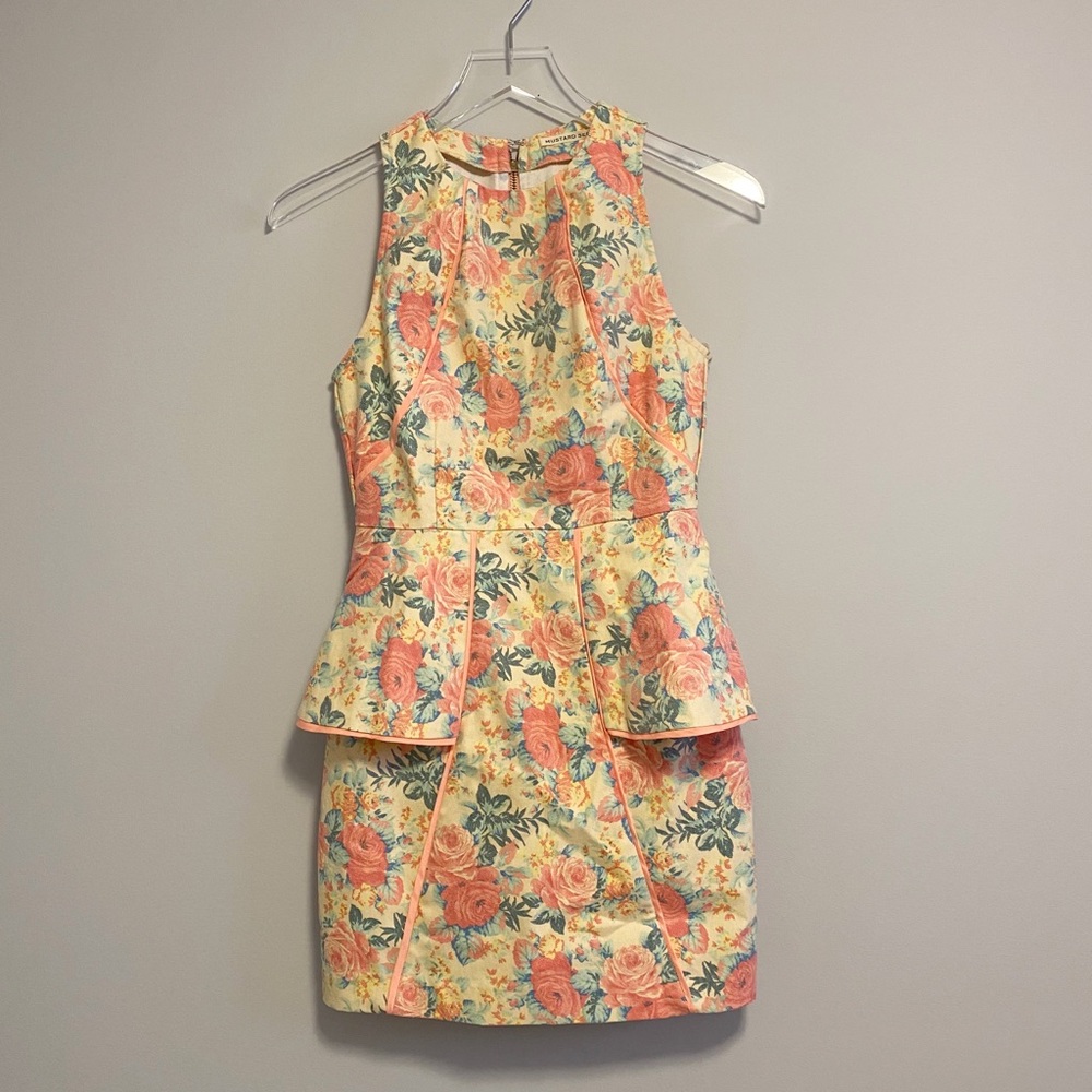 NWT Mustard Seed Peplum Floral Dress